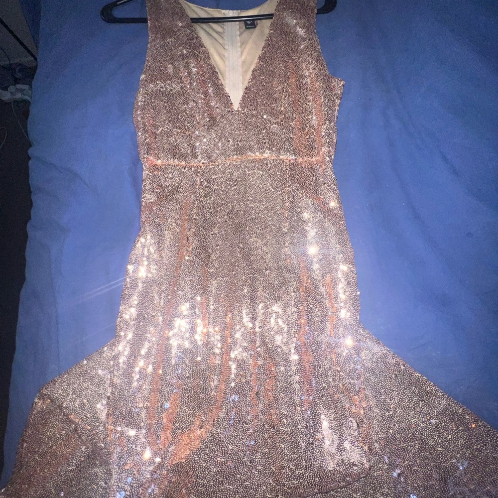 Windsor Sequin Gown Size S Rose Gold